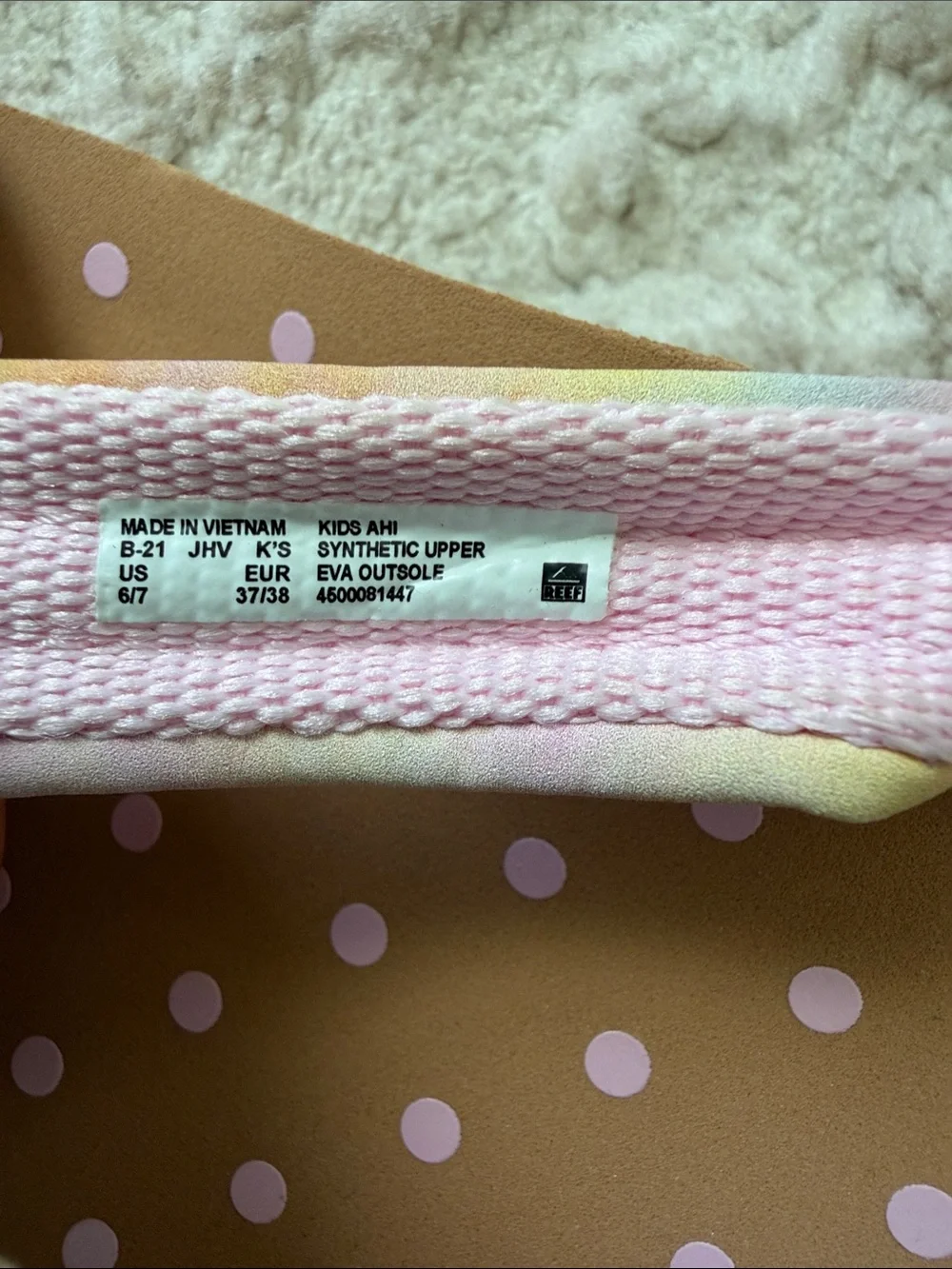 Reef Kids size US 6/7 Tan Polka Dot Flip-Flops with Pastel Rainbow Straps